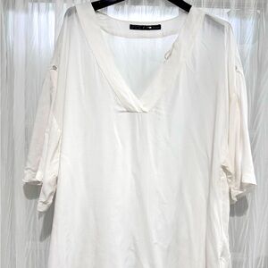 Zara brand , white blouse short sleeve , Size M